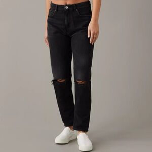 NWT American Eagle Strigid Distressed Destroyed Black Mom Jeans Sz 14